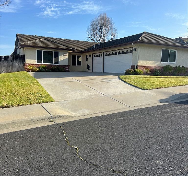 1st image of 937 Moonlite Dr