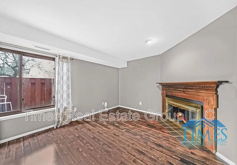 704 Worthington Dr — Photo 16