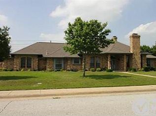 1031 Wind Ridge Dr, Duncanville, TX 75137