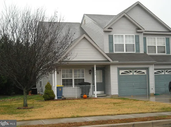 132 Trafalgar Dr, Dover, DE 19904