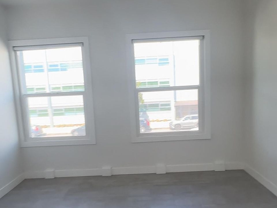 2nd image of 7350 Beverly Blvd #14
