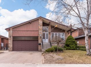 704 Hillman Cres, Mississauga, ON L4Y2J2