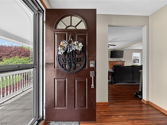 3rd image of 81 S Brookside Dr