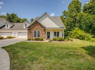 143 Sterling Dr, Mocksville, NC 27028