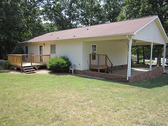 4th image of 111 Marian Ct
