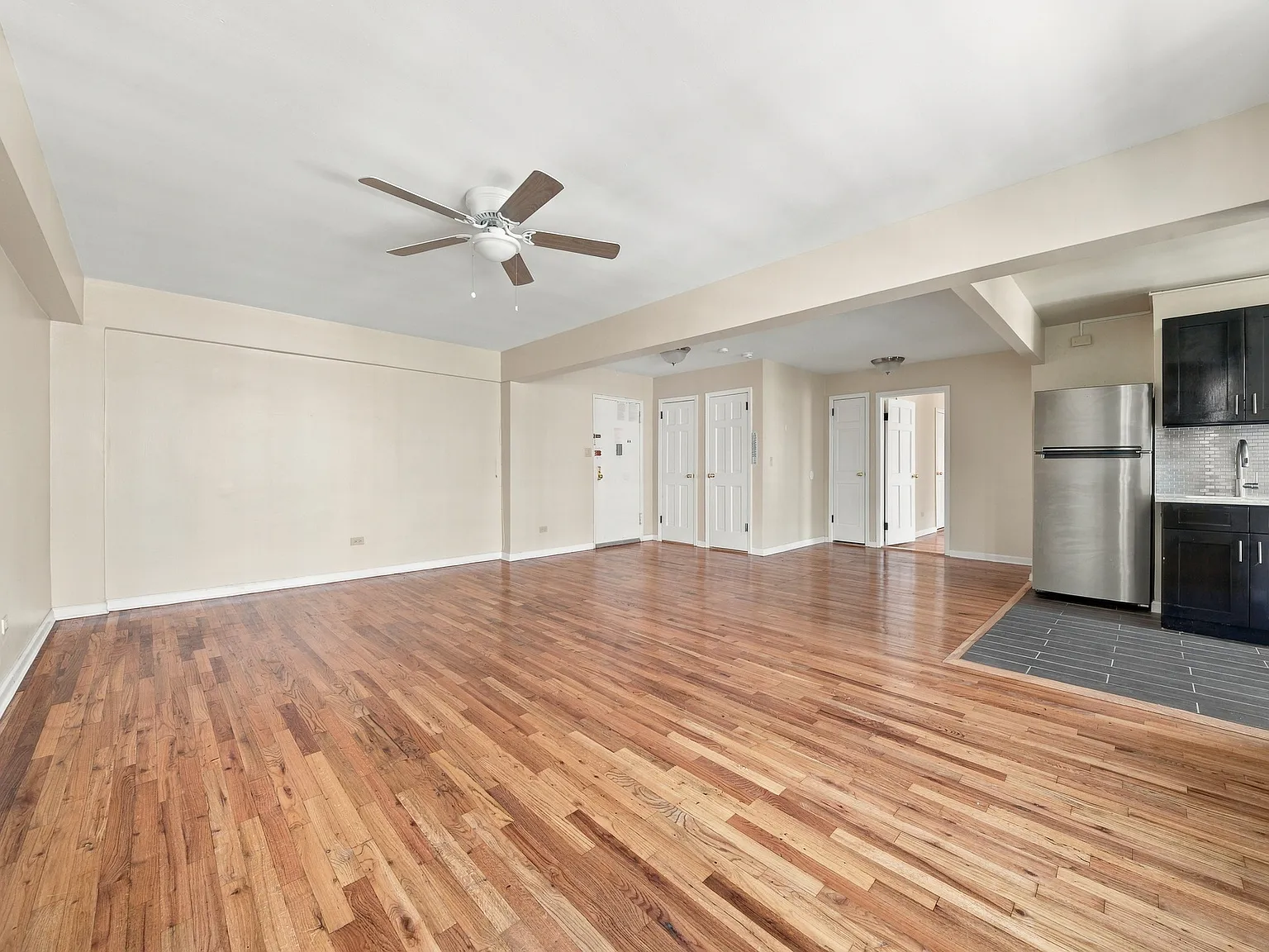 140-60 Beech Ave — Photo 2
