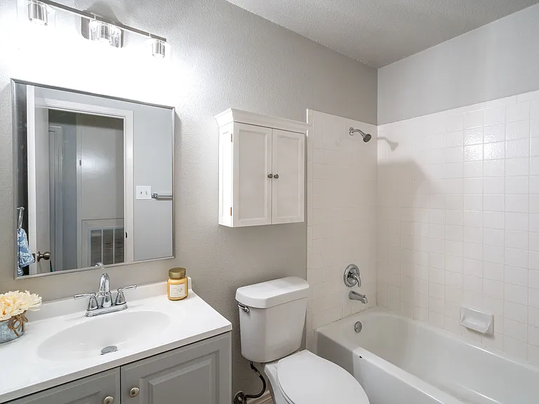 15503 Walnut Creek Dr — Photo 16