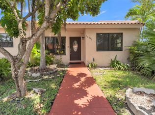 14711 SW 61st Ter, Miami, FL 33193