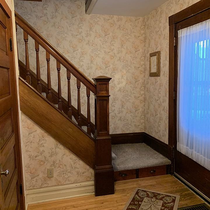 1st image of 726 Congress St