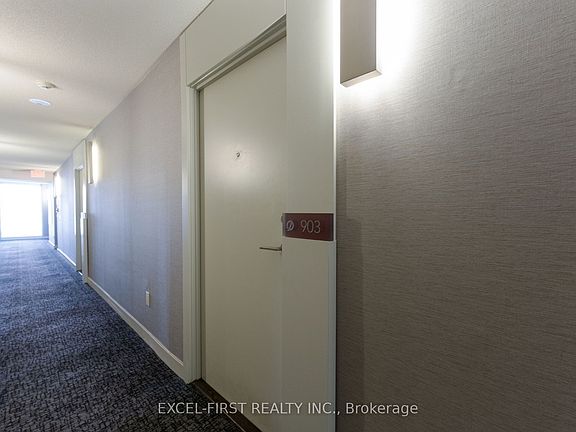 4th image of 121 McMahon Dr E #903