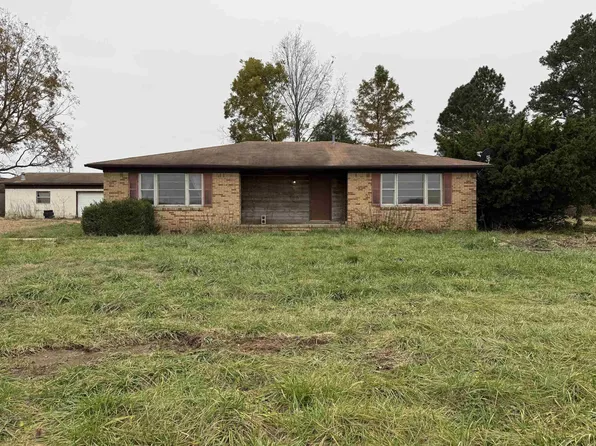9833 State Route 121 N, Farmington, KY 42040