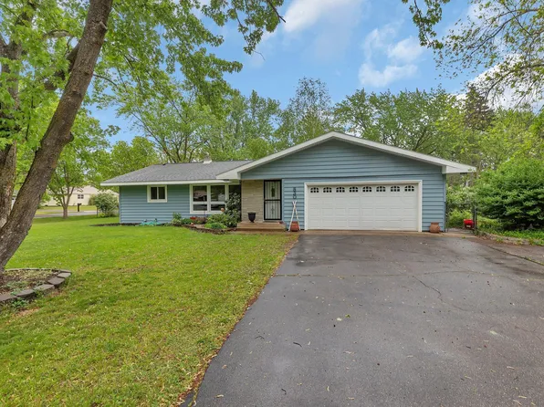 830 Halliday Rd, Saint Cloud, MN 56301