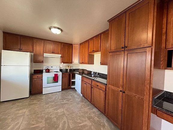 4th image of 104 Washington St APT 6