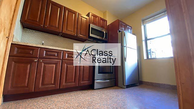 1st image of 33-17 Broadway #2R