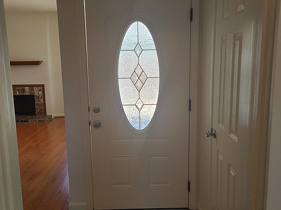 3rd image of 1318 Jefferson Ave