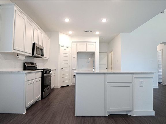3rd image of 2624 Gaulding St