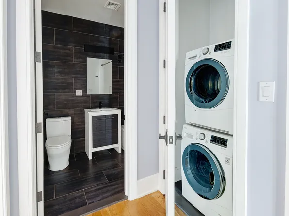 836 Carroll Street image 12 of 14