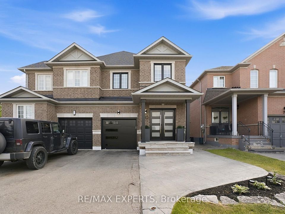 1st image of 30 Lismer Cres