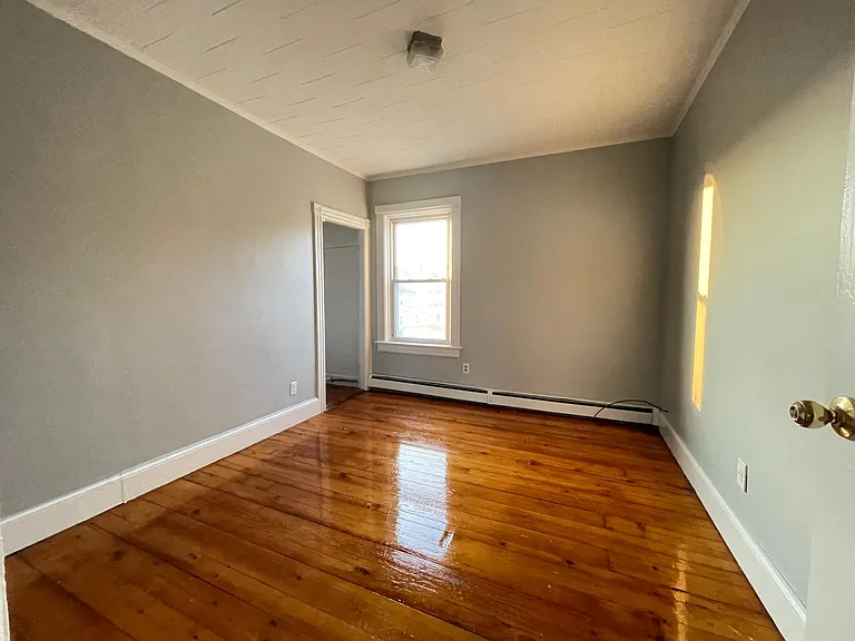 52 Hope St #3 — Photo 4