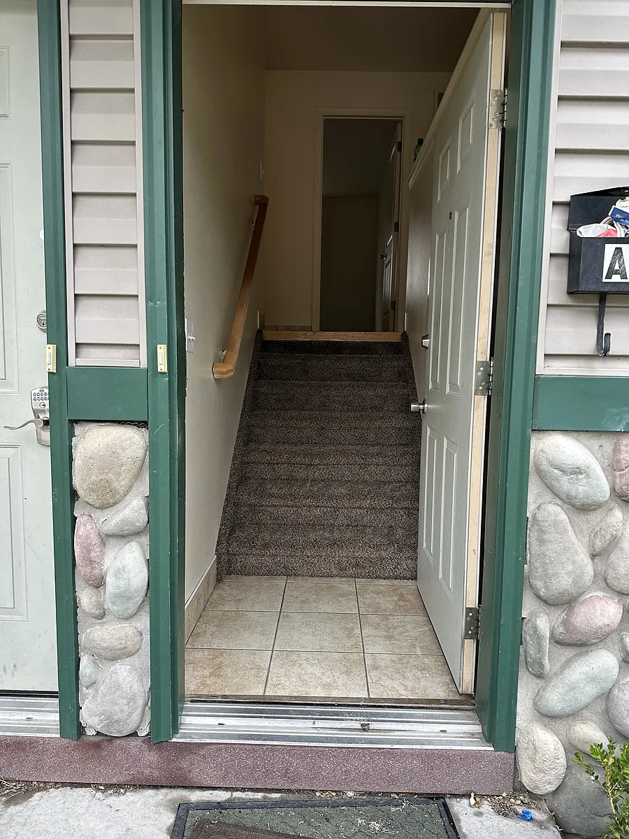Entry, This is the upstairs Unit, This unit goes down the left side. I will update images when I can. - 457 E Putnam St #B