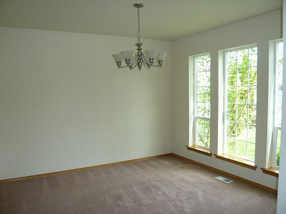 5th image of 6210 80th Ave NE