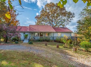 710 Smith Waldrop Rd, Columbus, NC 28722