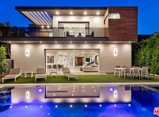 304 S McCarty Dr, Beverly Hills, CA 90212