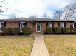 4006 Ashridge Dr, Brownsboro Farm, KY 40241