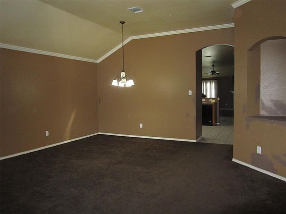 3rd image of 7625 Rainbow Creek Dr