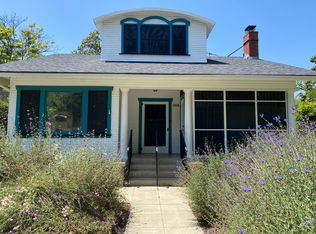 1015 N Indian Hill Blvd, Claremont, CA 91711
