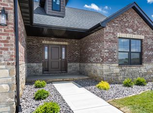 7154 Savannah Dr, Glen Carbon, IL 62034