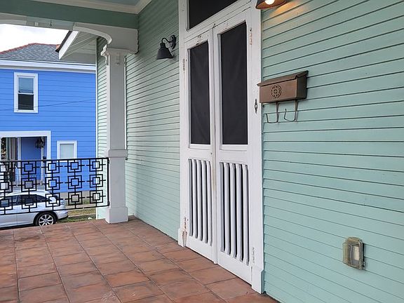 5th image of 2600 Marengo St