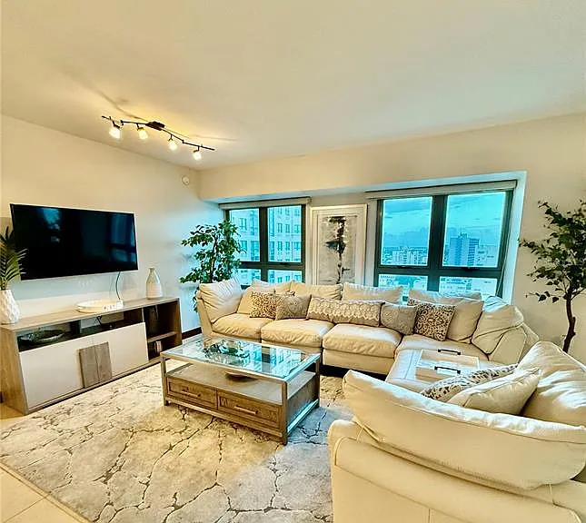 103 De Diego Ave #3 — Photo 3