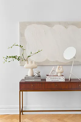 Sold by Compass | media 23