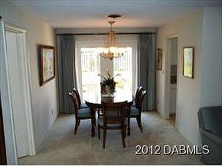 4th image of 3031 Stanford Ave