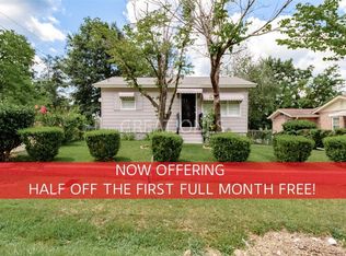 1057 Haywood Rd, Macon, GA 31211