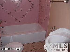 022-195469 Bathroom 1 (2)