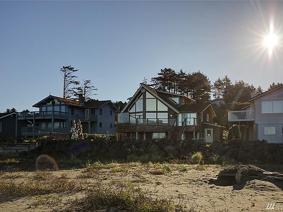 3rd image of 38 Diamond Dr