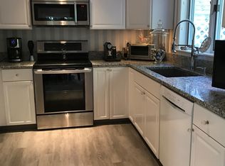 1 Raven Ln, Gloucester, MA 01930