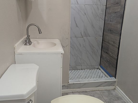 3rd image of 140 Clark St #2