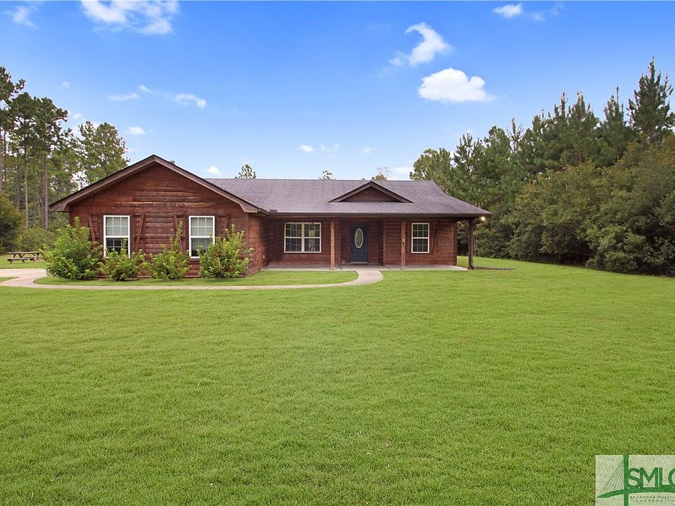 1st image of 405 NE Hummingbird Lane