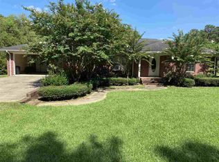 107 7th Ave SE, Magee, MS 39111