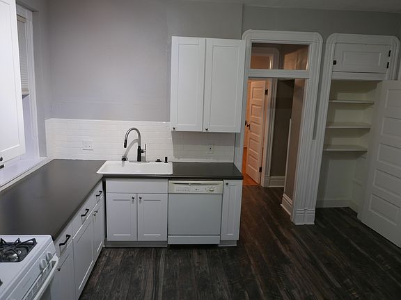 5th image of 3874 Juniata St #3874A