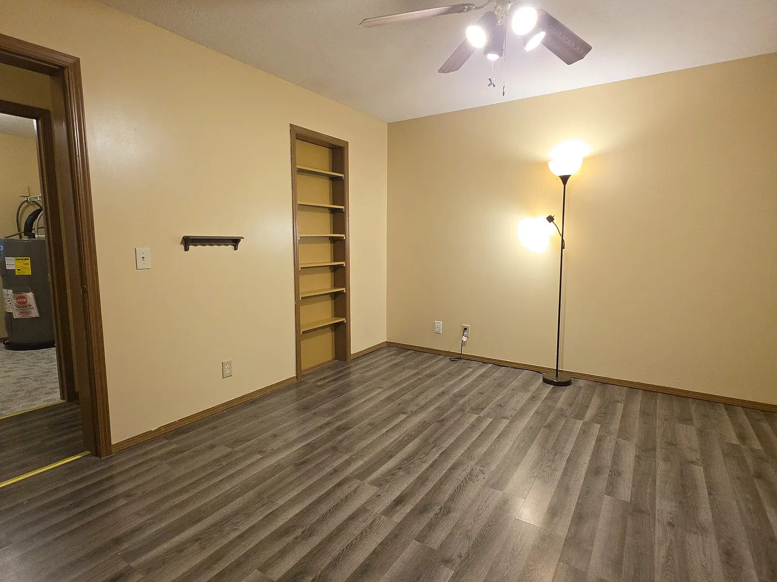 4 bed, 1908 sqft, $1,950 — Photo 3