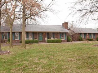 900 Blackfoot Dr, Fort Branch, IN 47648