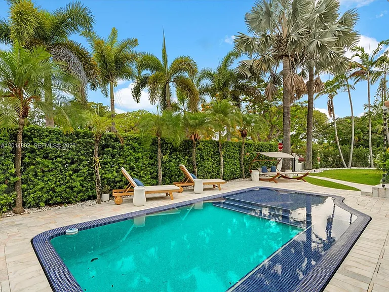 825 SW 23rd Rd — Photo 7