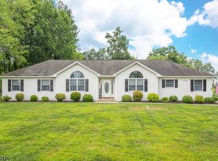 49 Kishpaugh Rd, Blairstown, NJ 07825