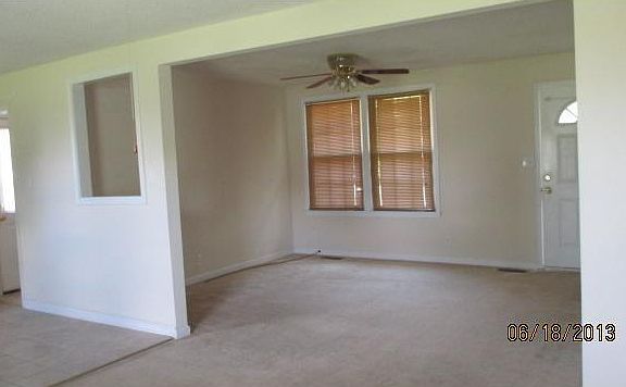 5th image of 521 Jewel Dr