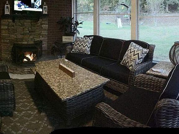Screened in patio