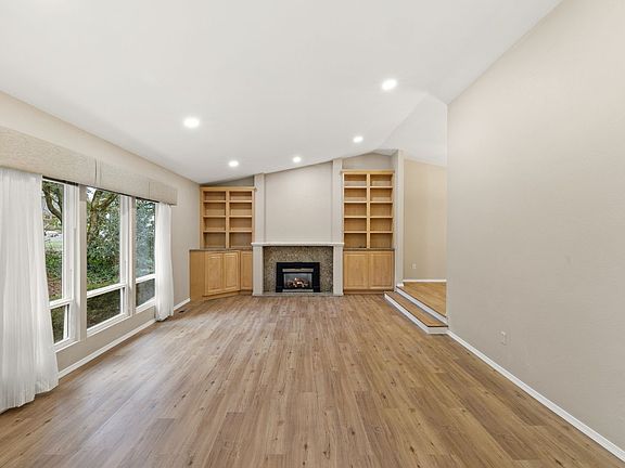 2nd image of 6810 153rd Ave NE